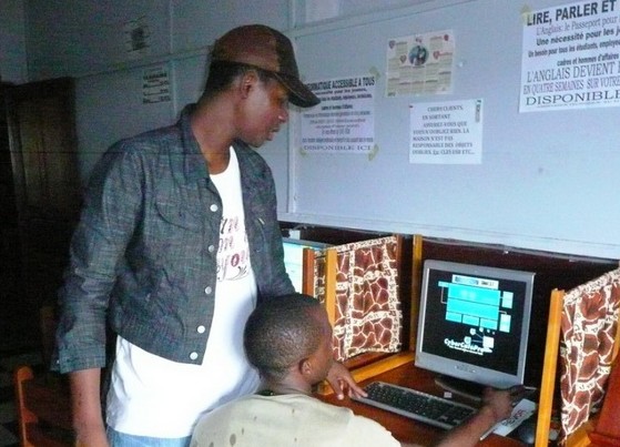 Les bons profits des cybercafés à Ebolowa