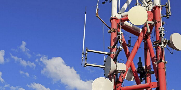 Centrafrique : Le ministère des télécoms dénonce le non-paiement des taxes par les opérateurs Centrafrique : Le ministère des télécoms dénonce le non-paiement des taxes par les opérateurs