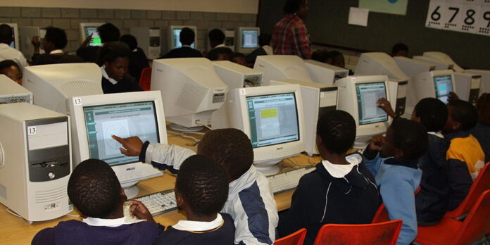 Congo : Les telcos initient leurs enfants à l’usage du numérique Congo : Les telcos initient leurs enfants à l’usage du numérique