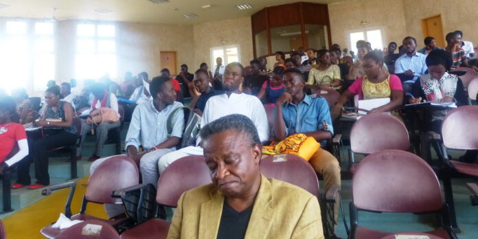 Cameroun : Des étudiants exposent leur savoir-faire en matière de TIC Cameroun : Des étudiants exposent leur savoir-faire en matière de TIC