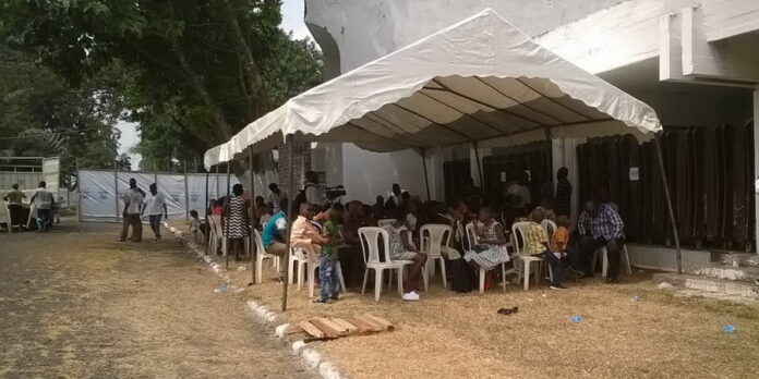 Cameroun: L’identification biométrique des réfugiés de Douala lancée par l’UNHCR Cameroun: L’identification biométrique des réfugiés de Douala lancée par l’UNHCR