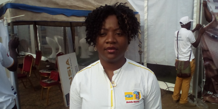 Michèle BAHIYE : « MTN SO TRENDY c’est une puce à 50 F.Cfa avec surf gratuit » Michèle BAHIYE : « MTN SO TRENDY c’est une puce à 50 F.Cfa avec surf gratuit »