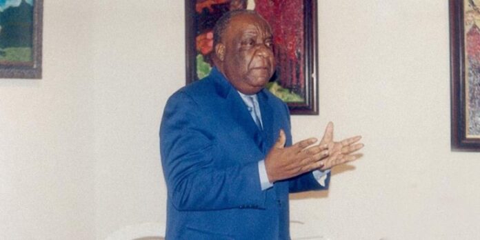 Cameroun : Une photo de Mendo Ze, ex-DG de la CRTV, fait le buzz sur le web Cameroun : Une photo de Mendo Ze, ex-DG de la CRTV, fait le buzz sur le web