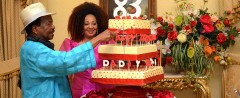 La photo d’anniversaire de Paul Biya fait le buzz sur les réseaux sociaux La photo d’anniversaire de Paul Biya fait le buzz sur les réseaux sociaux