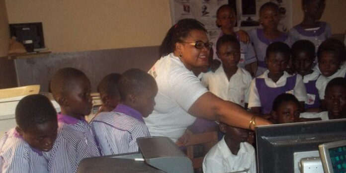 Cameroun : Un centre d’éducation Web pour enfant Cameroun : Un centre d’éducation Web pour enfant