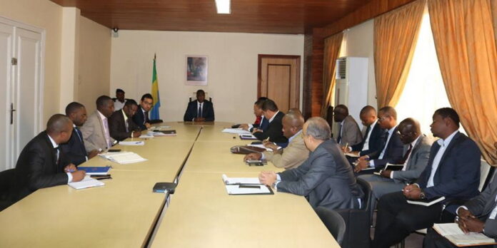 Le Gabon veut accélérer la suppression des frais de roaming avec le Rwanda et 10 pays africains Le Gabon veut accélérer la suppression des frais de roaming avec le Rwanda et 10 pays africains