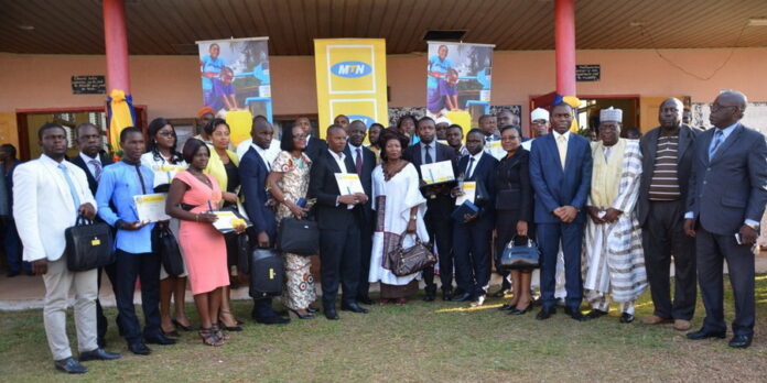 MTN Cameroon lance un programme de formation de jeunes diplômés MTN Cameroon lance un programme de formation de jeunes diplômés