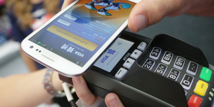 Orange introduit la technologie NFC dans son service de paiement mobile en Afrique Orange introduit la technologie NFC dans son service de paiement mobile en Afrique