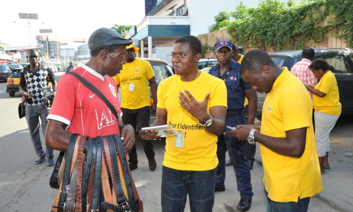 Cameroun : Opération séduction pour ré-identifier les abonnés mobiles Cameroun : Opération séduction pour ré-identifier les abonnés mobiles