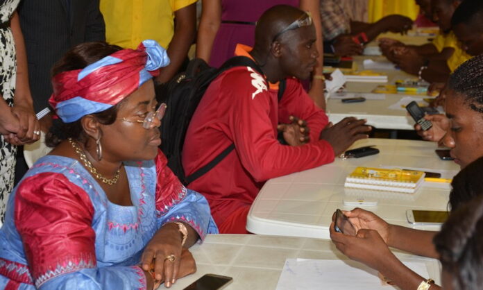 Cameroun : le « Globe-trotter de l’économie numérique » est lancé ! Cameroun : le « Globe-trotter de l’économie numérique » est lancé !