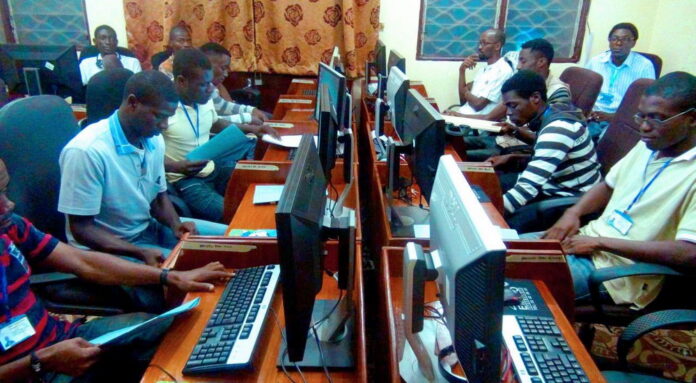 Cameroun : Kiro’o Games cherche des partenaires pour la distribution de son jeu Aurion Cameroun : Kiro’o Games cherche des partenaires pour la distribution de son jeu Aurion