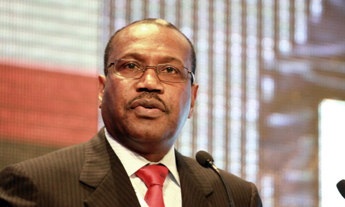 Gabon : le SENIG 2016 se tiendra du 25 au 28 juillet avec le Dr Hamadoun I. Touré, invité spécial Gabon : le SENIG 2016 se tiendra du 25 au 28 juillet avec le Dr Hamadoun I. Touré, invité spécial