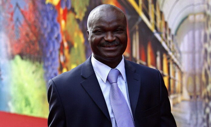 Cameroun : Roger Milla veut promouvoir les TIC à l’école Cameroun : Roger Milla veut promouvoir les TIC à l’école