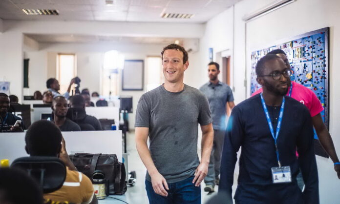 Mark Zuckerberg veut impulser la révolution technologique en Afrique Mark Zuckerberg veut impulser la révolution technologique en Afrique