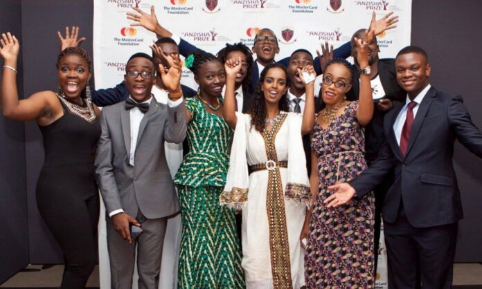Prix Anzisha 2016 : Les 12 finalistes sont connus Prix Anzisha 2016 : Les 12 finalistes sont connus