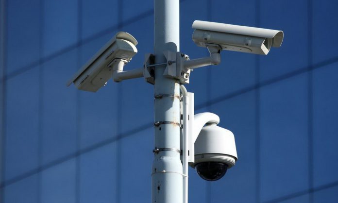 Côte d’Ivoire : Le gouvernement veut déployer un millier de caméras de vidéosurveillance dans les rues