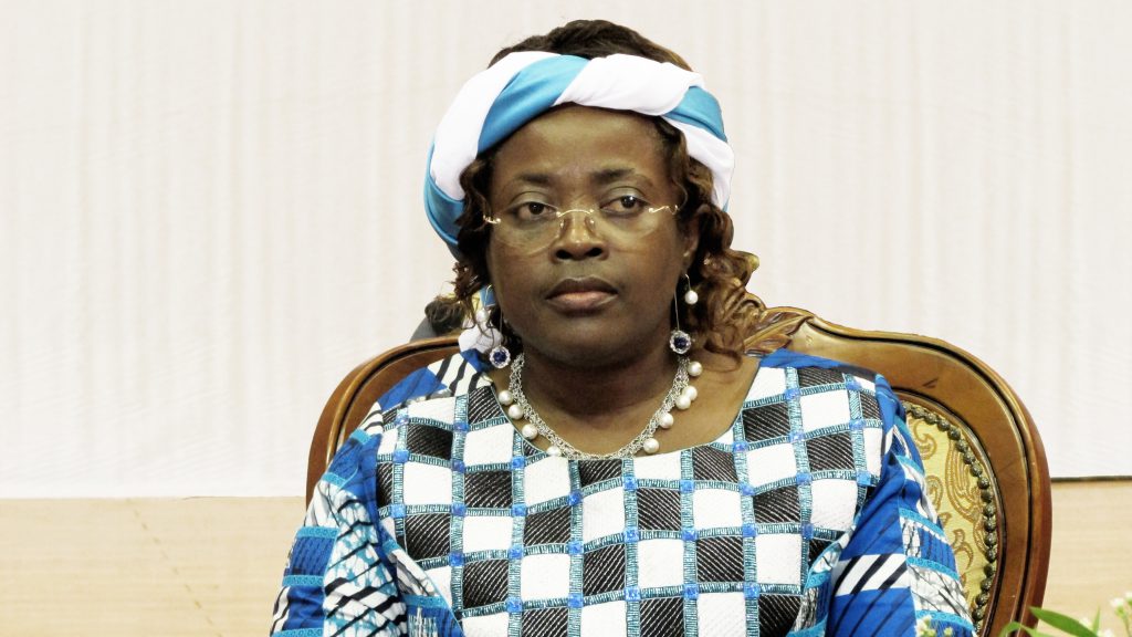 Cameroun : Minette Libom Li Likeng relève des retards dans l’exécution du projet Backbone