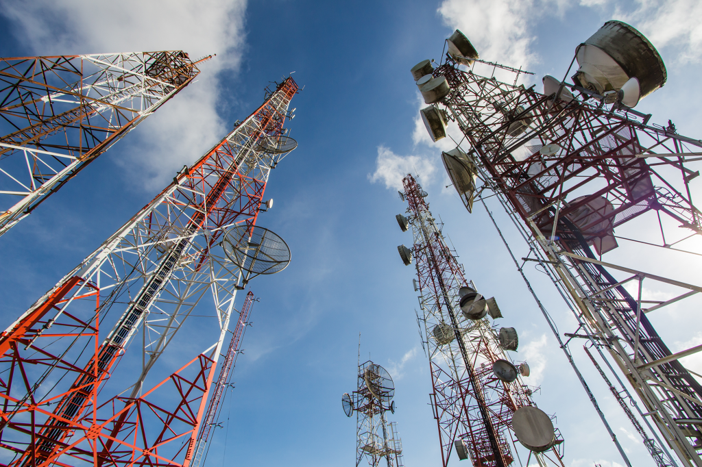 Angola : Pour 120 millions de dollars, Telstar obtient sa licence d’opérateur télécoms