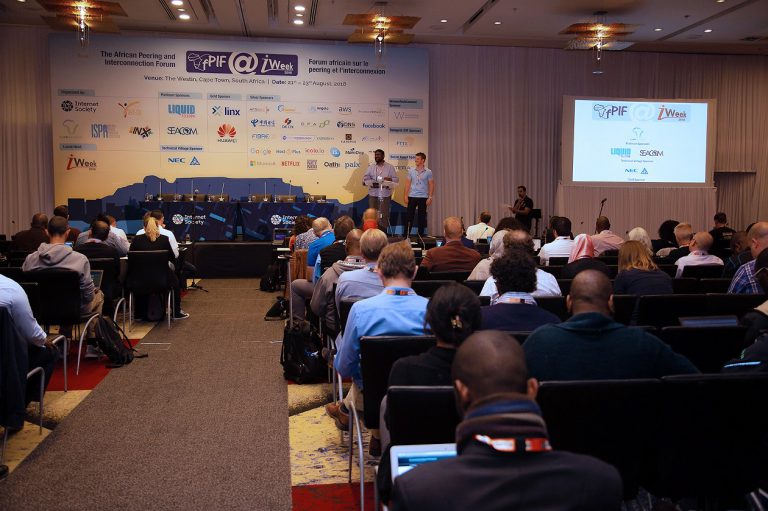 Afrique : Le développement de l’Internet en débat au forum africain sur le peering et l’interconnexion