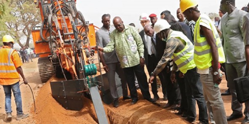 BURKINA FASO , Libération des techniciens qui travaillaient sur le projet Backbone national