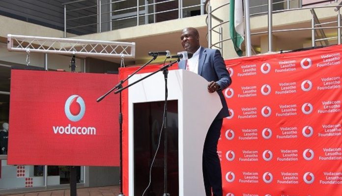 La Fondation Vodacom Lesotho s’engage à former 1500 filles sur les langages de codage et de calcul d’ici mars 2020.