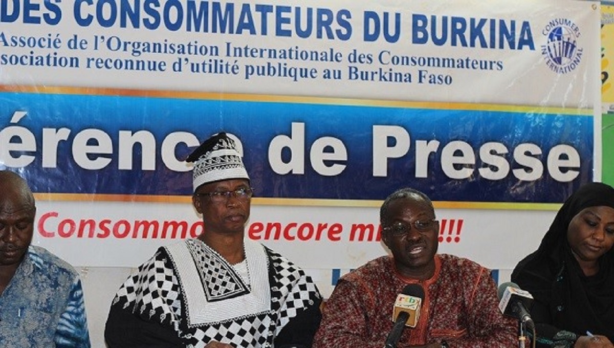 Burkina Faso : La Ligue des consommateurs menace de boycotter Orange, suite à l’annonce de la prochaine augmentation des ses tarifs