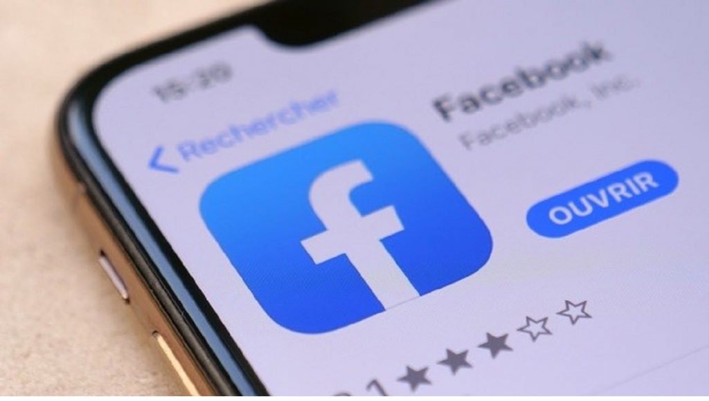 Facebook lance un nouvel outil qui permet de contrôler les données qui sont transmises au réseau social par des sites tiers.