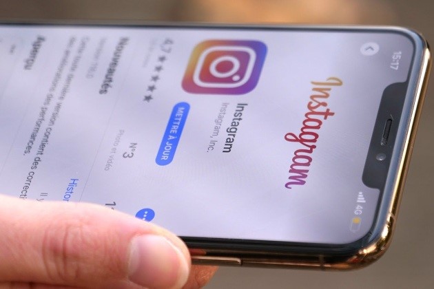Confinement : Instagram met en place des fonctionnalités inédites telles que le co-watching pour regarder des vidéos entre amis