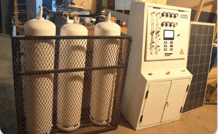 Oxynnet, la station de production d’oxygène médical connectée, d’Arthur Zang contre la Covid-19 et d’autres maladies