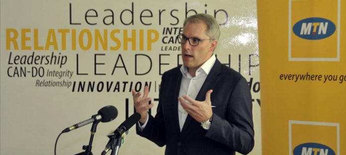 Pourquoi l’arrivée de Stephen  Blewett, nouveau DG de MTN Cameroon, doit appeler à plus de vigilance sur les tarifs de MTN et sur le paiement de ses redevances