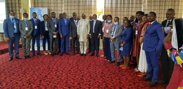 Cameroun : Le Gimac forme les agents de la direction générale du Trésor à la digitalisation des paiements