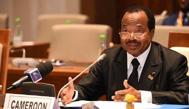 Cameroun : Paul BIYA demande au gouvernement de renoncer à la collecte de la taxe douanière sur les téléphones portables via le crédit de communication