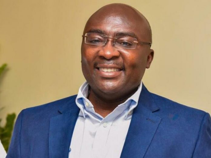 Ghana : Le vice-président Mahamudu Bawumia s’implique dans la promotion du nouveau système de paiement par code QR