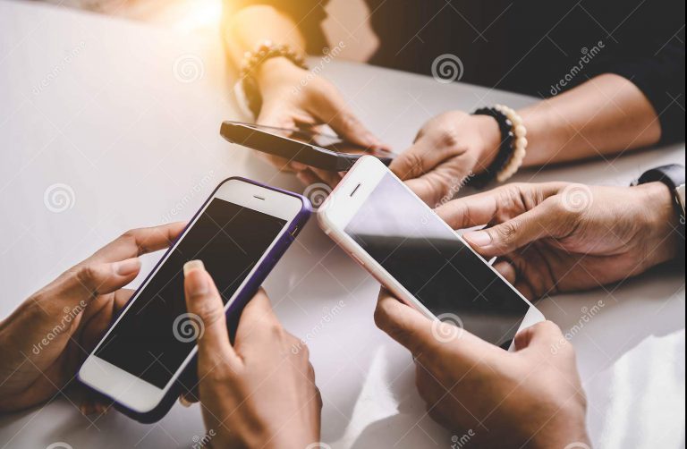 Déjà 9,15 millions d’internautes Camerounais dont 4,3 millions sur les réseaux sociaux, selon Hootsuite (Rapport)