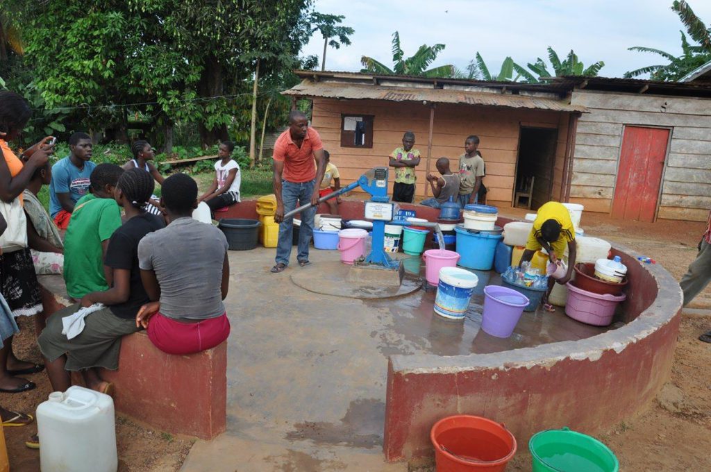 Accès à l'eau potable au Cameroun : L’engagement durable de la Fondation MTN