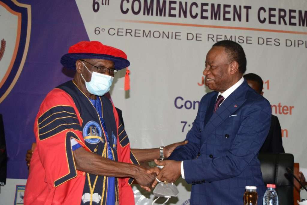 Cameroun : Les cinq sages conseils du président Olesegun Obasanjo aux jeunes diplômés de l’ ICT University
