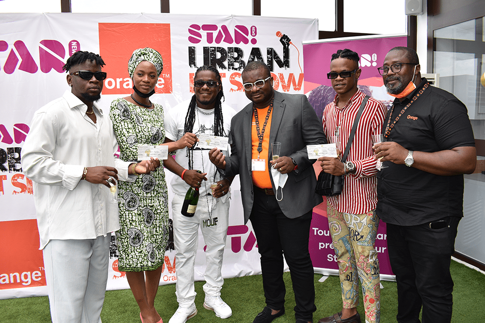 Starnews Urban Hit Show : Les artistes Maalhox, Happy et Mink’s reçoivent leur chèque certifié