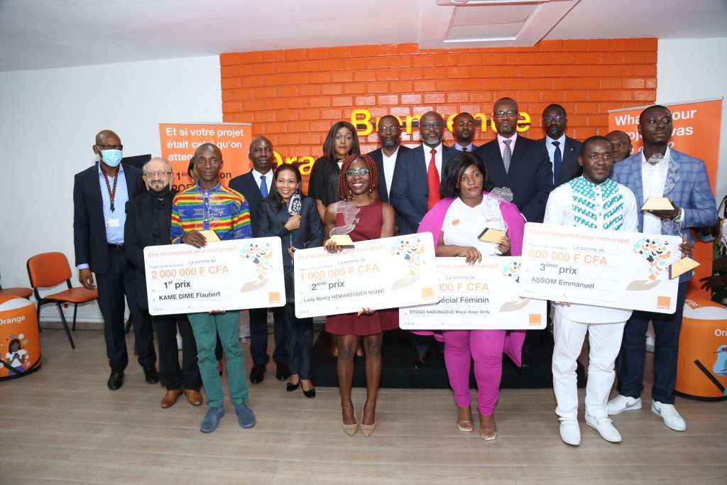 Avec Efoodsmarket, Etogo Nabongoue Marie Ange est l’heureuse gagnante du prix spécial féminin du POESAM 2021