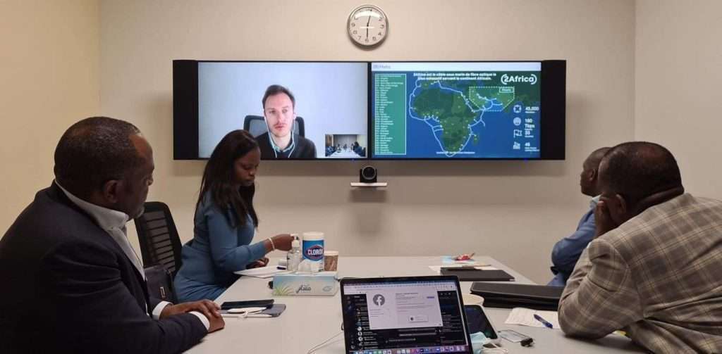 Louis-Marc Sakala de l’ARPCE Congo à Facebook Dubaï pour discuter de la fibre optique « 2Africa » et de l’avenir du « Metavers »