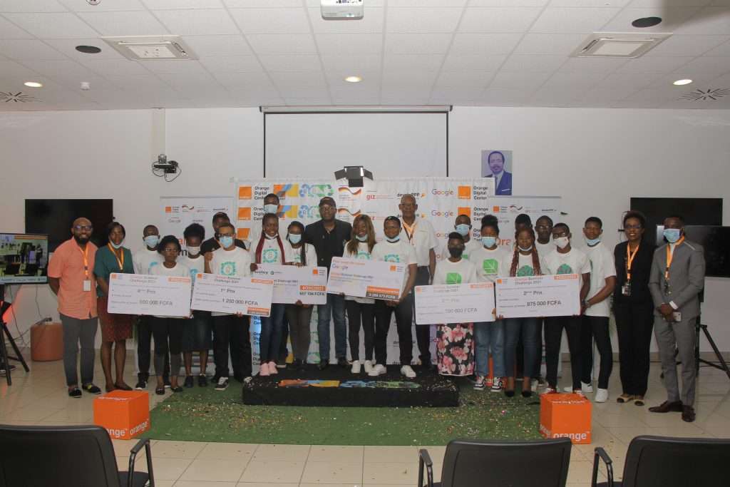 Cameroun : Les finalistes d’Orange Summer Challenge reçoivent leur récompense