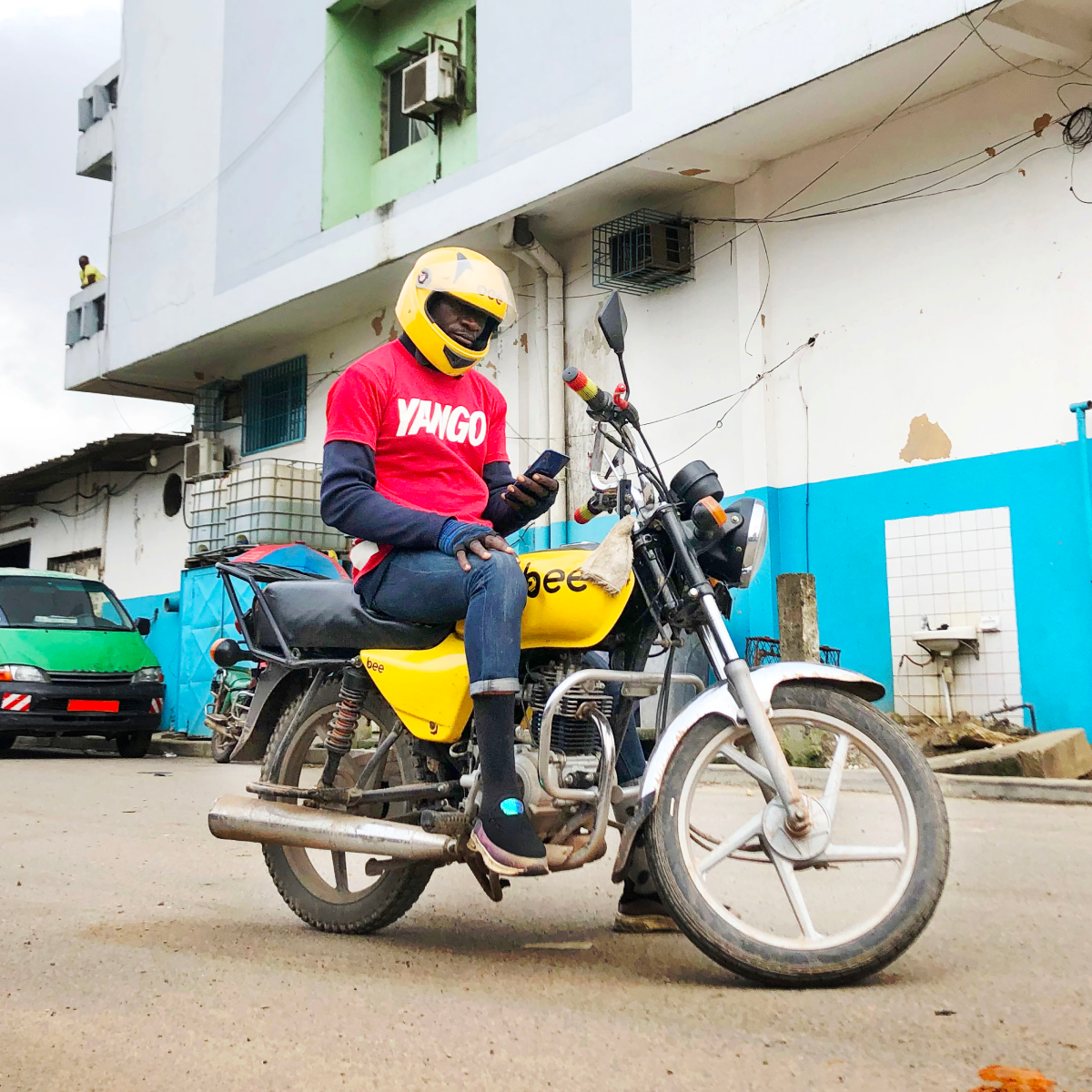 Cameroun : Yango lance le service de commande de courses en moto à Douala