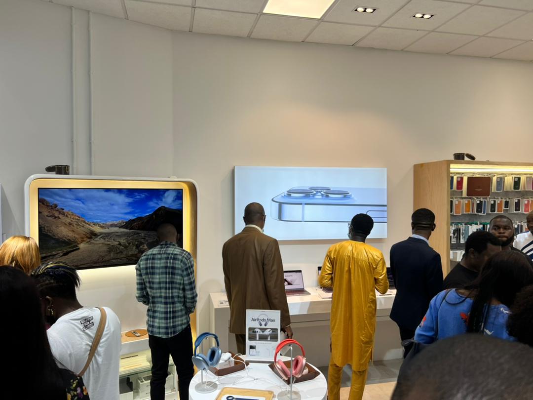 iCenter, premier centre d’expérience agréé Apple en Afrique centrale, ouvre ses portes au Douala Grand Mall