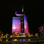 Tour-Maroc-Telecom-illuminee-rose