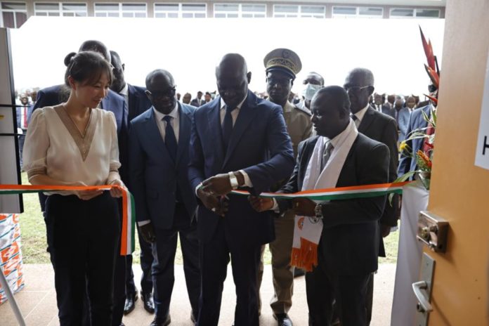 Côte d’Ivoire : L’Académie des TIC Amadou Gon Coulibaly de l’INP-HB inaugurée, un don de Huawei