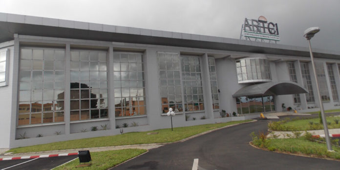 Côte d’Ivoire : Orange Côte d’Ivoire, Moov Africa et MTN Côte d’Ivoire font l’objet d’une plainte auprès de l’ARTCI