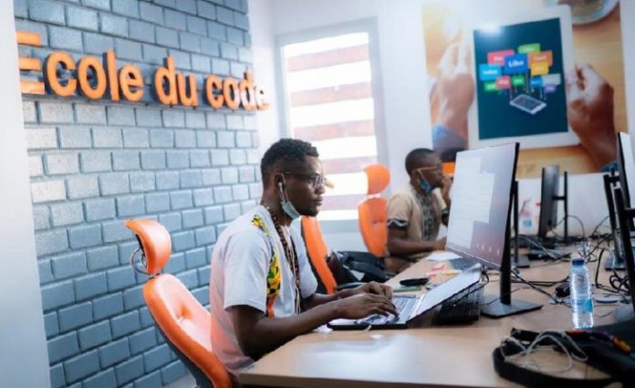 Guinée Conakry : Le 13ème Orange Digital Center en Afrique et au Moyen-Orient inauguré