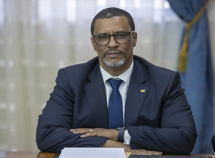 Mauritanie: Ahmed YEDALY rencontre les opérateurs Telecom pour améliorer leurs services