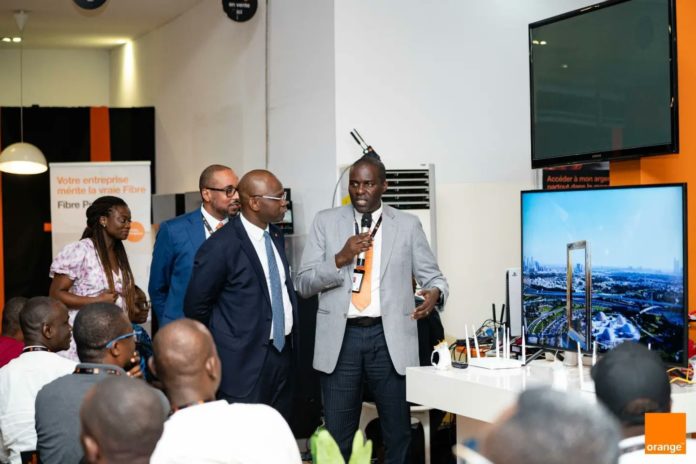 RD Congo: Orange lance sa fibre optique pour un internet fixe illimité au débit allant jusqu’à 500 Mb/s