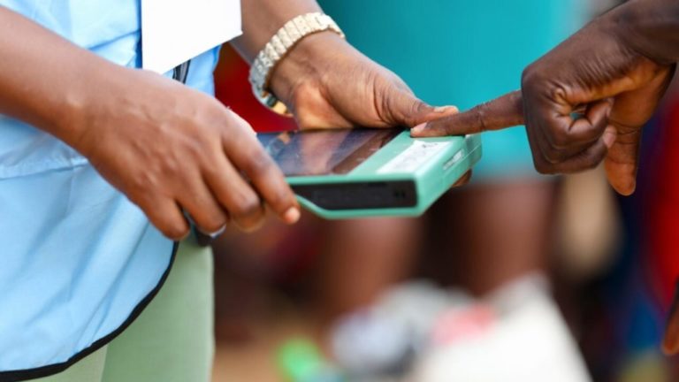 Présidentielles – Nigéria 2023: La technologie du système bimodal d’accréditation des électeurs (BVAS) défaillante ?