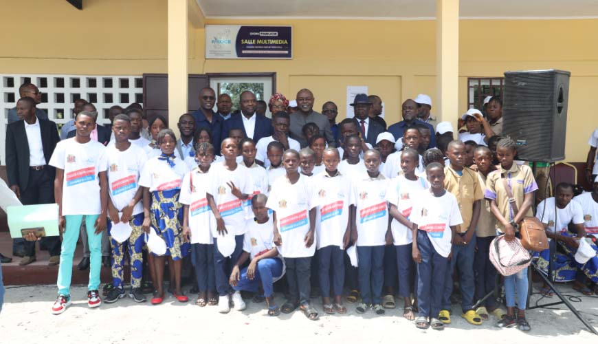 FASUCE au Congo : Inauguration d'une nouvelle salle multimédia au collège Okongo Dimi à Tchikapika